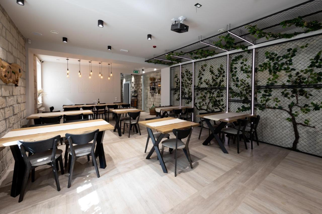 Ecodor Hotel Orhei Ngoại thất bức ảnh